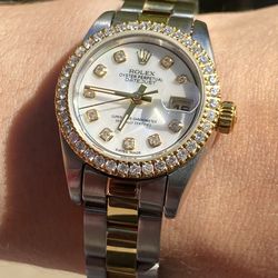 Rolex Datejust 26MM Two-Tone Oyster | Diamond Bezel | Mother-of-Pearl Dial