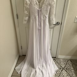 A-Line Wedding Dress Size 8 Never Been Used!!