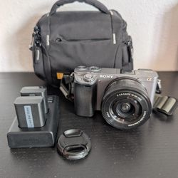Sony A6000 + Lens + Bag