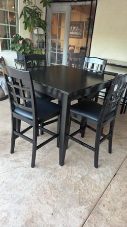 Black Dining Table and 4 Chairs