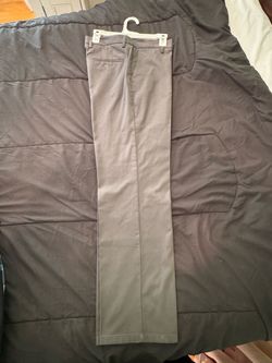 Men’s Dockers Straight Fit Pants – Size 32x32 – Dark Gray