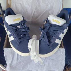 NEW Adidas Women’s Grand Court Alpha 00s – Size 10.5
Shadow Navy / White / Gold Metallic
