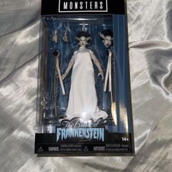 The Bride Of Frankenstein Figure 