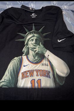 Nike Knicks Shirt Size M/L/XL