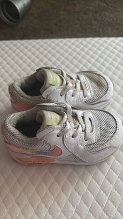 Baby shoes
