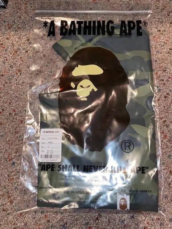 BAPE SKI MASK 