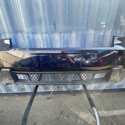 2011,2012,2013 Jeep Grand Cherokee Front Bumper