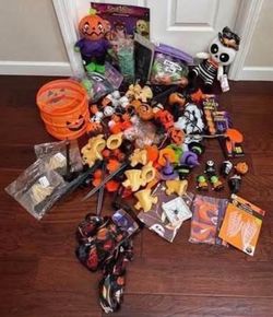 Vintage Large Lot of Halloween Decor Items $20 for All