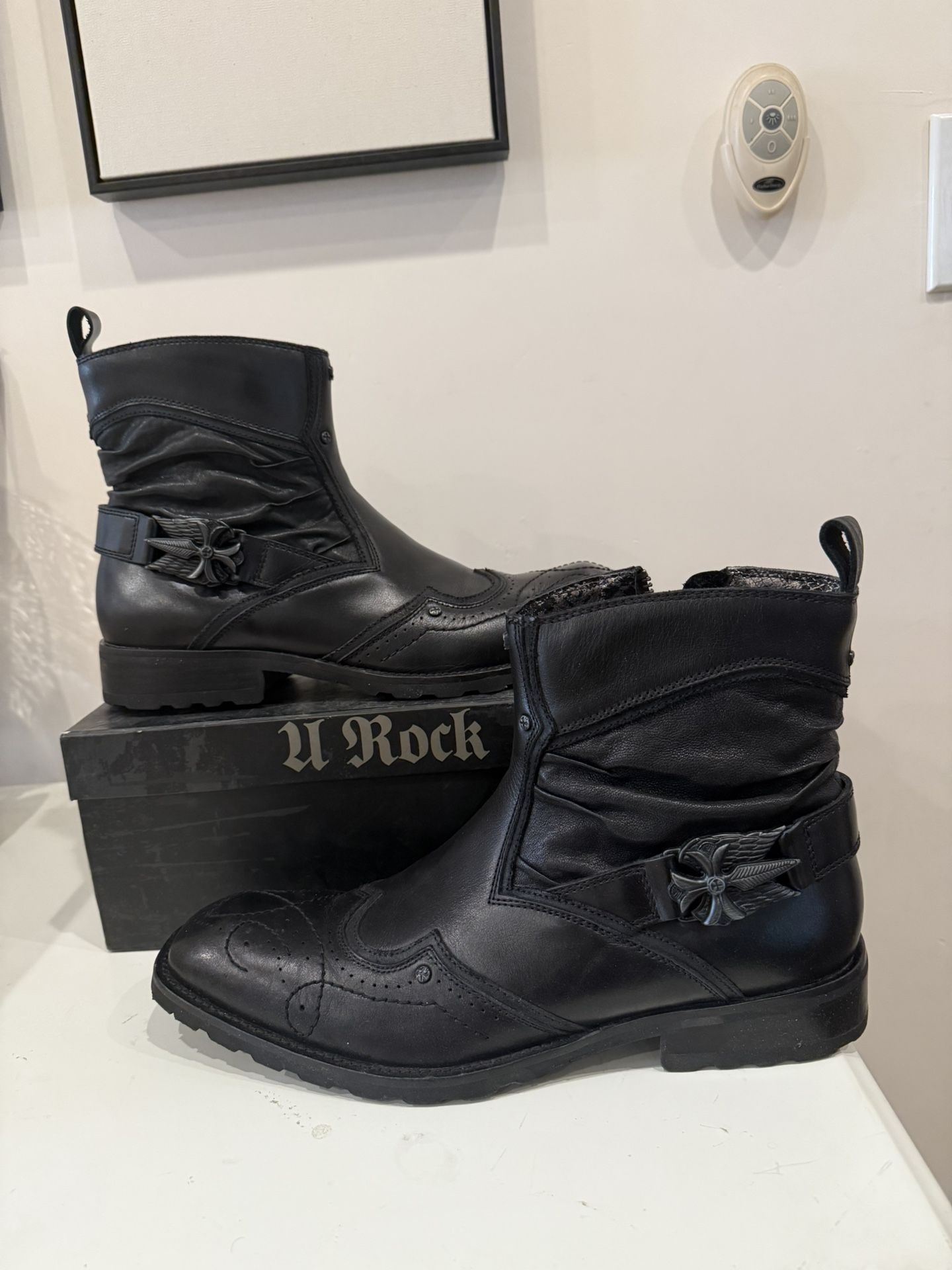 Lounge by Mark Nason U Rock Leather Boots(9.5)