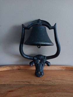 Cast Iron Bell W/ Longhorn Cattle Mounting Plate 
