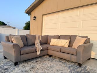 Living spaces L shaped gray sectional DELIVERY AVAILABLE