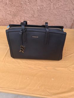Michael Kors bag. Authentic