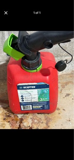 1.25 gallon gas can, filled