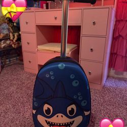 Baby Shark Luggage Scooter 