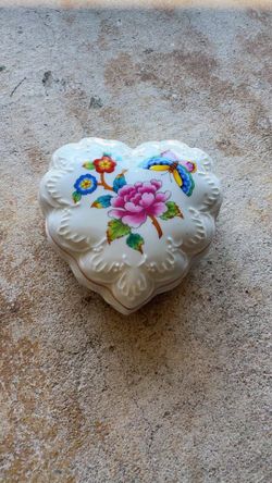 Butterfly Heart Shaped collection 