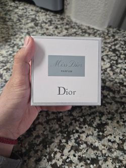 FRAGANCE FOR WOMEN