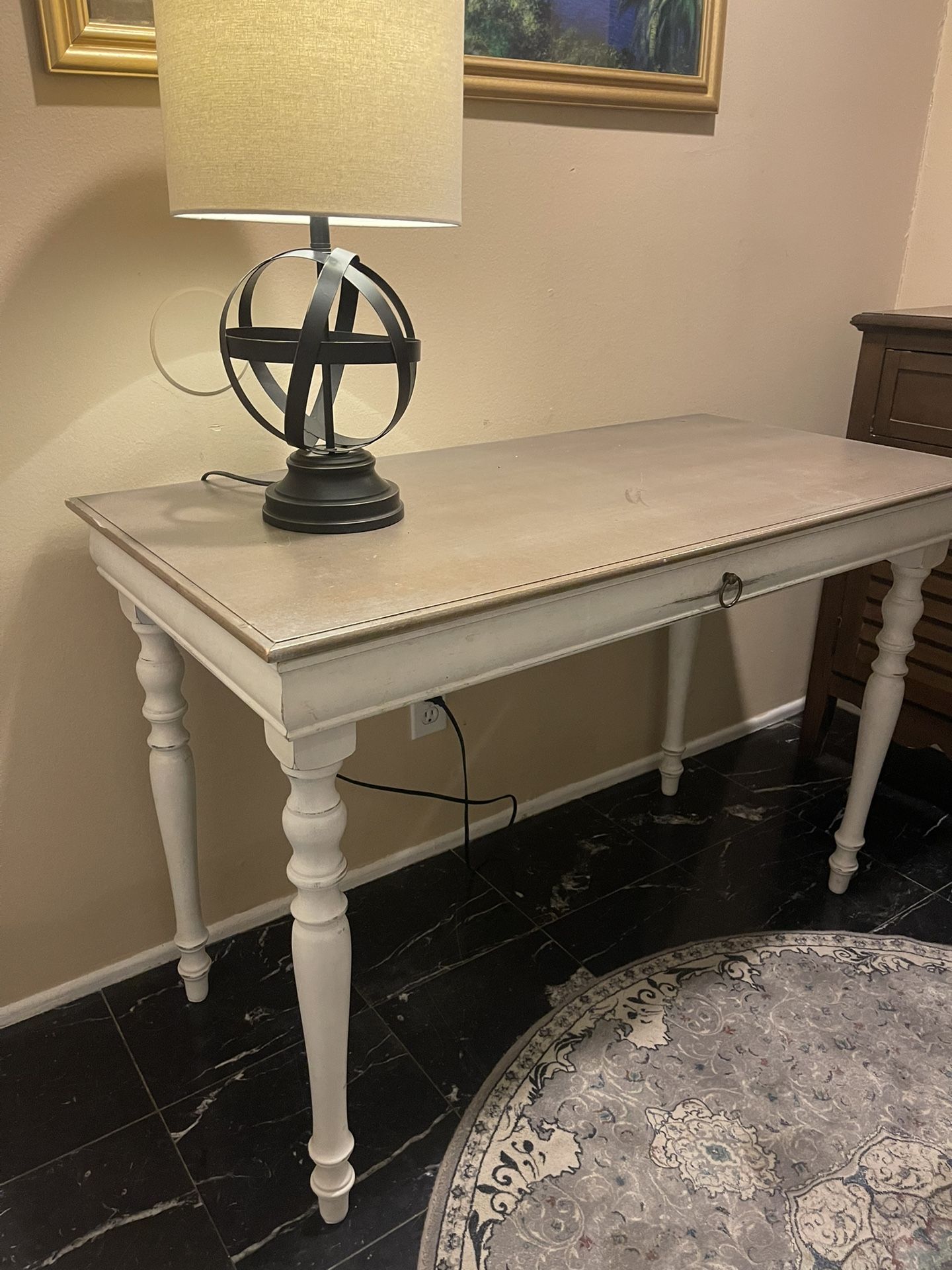 Light Weight Desk Or Entryway Table. $15.00