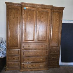 Oak Armoire Bedroom Furniture 