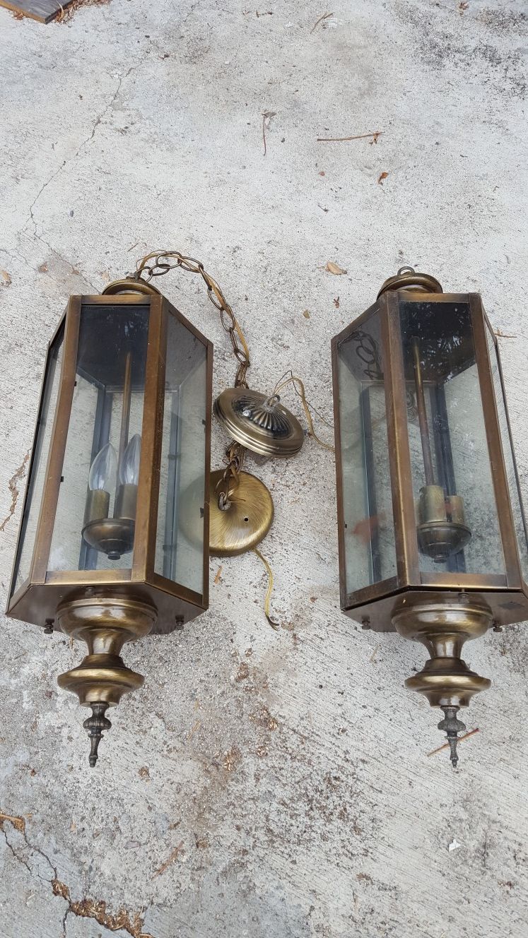 Vintage Bronze Hanging Lanterns good condition