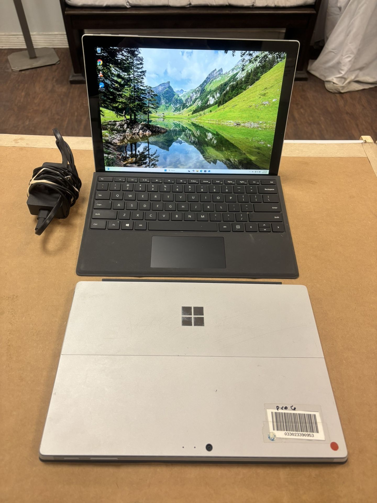Microsoft Surface Pro 5 Windows 11