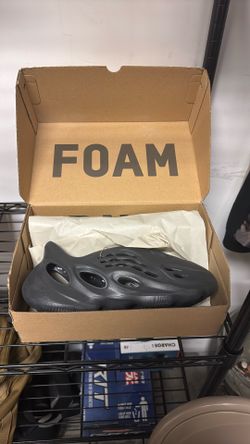 Yezzy Foam Runner Size 9