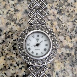 VINTAGE SILVER 925 LAD8ES DIAMOND WRISTWATCH 