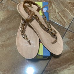 Flat Sandals Size 7 