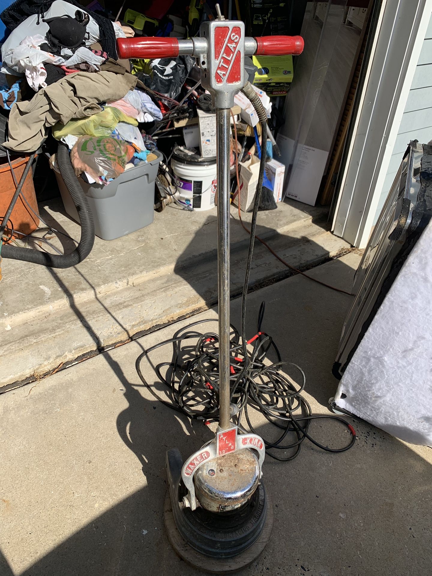 Atlas 12" Waxer King Floor Scrubber
