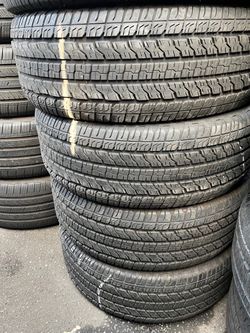 Vendo 255/65/r17 las 4 llantas Goodyear por $180