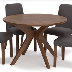 Lyncott Dining Table and 4 Chairs in Charcoal/Brown
