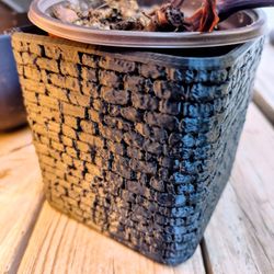 Cobbled Black Planter