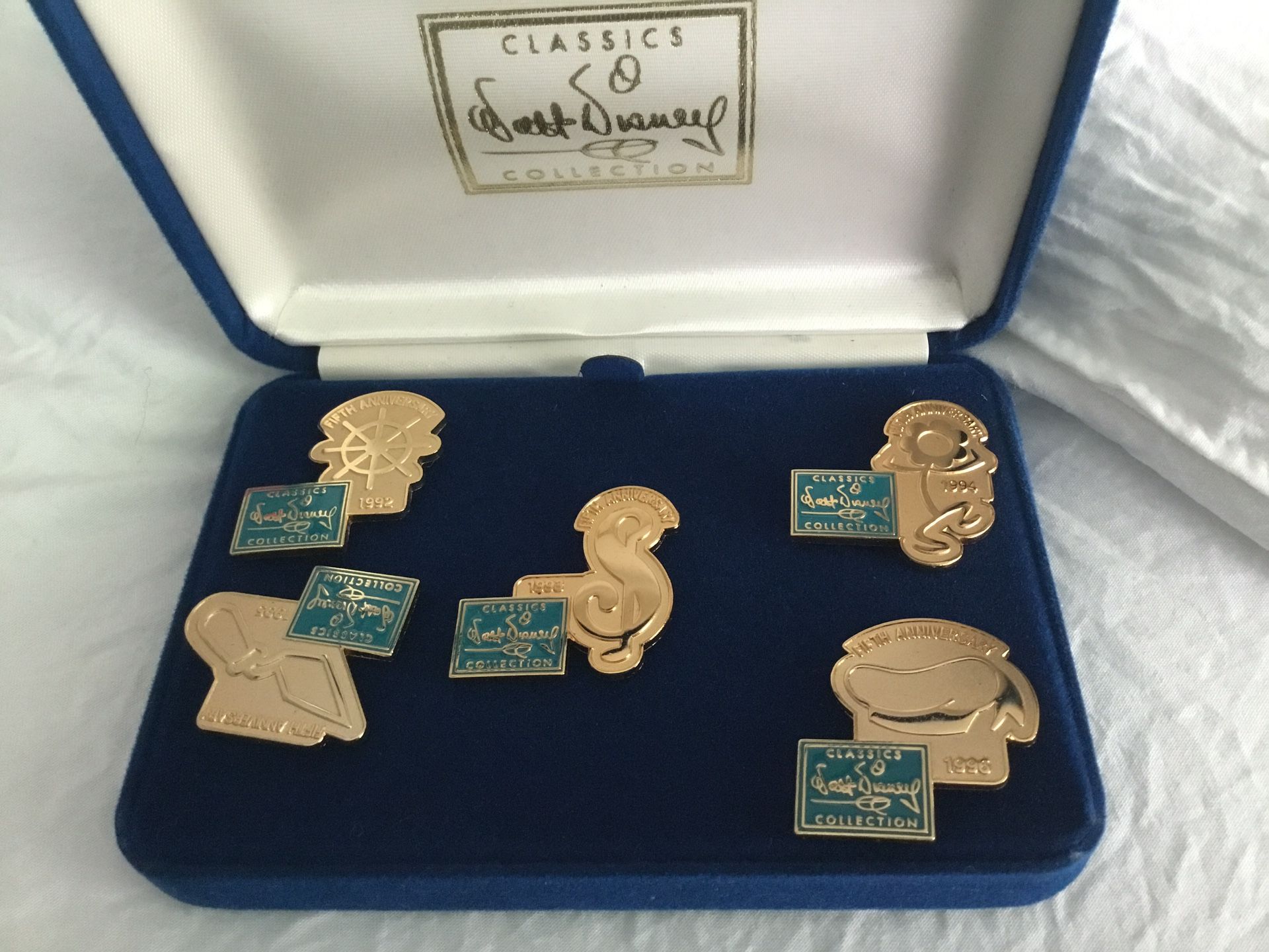 Walt Disney Classic Collection Pins