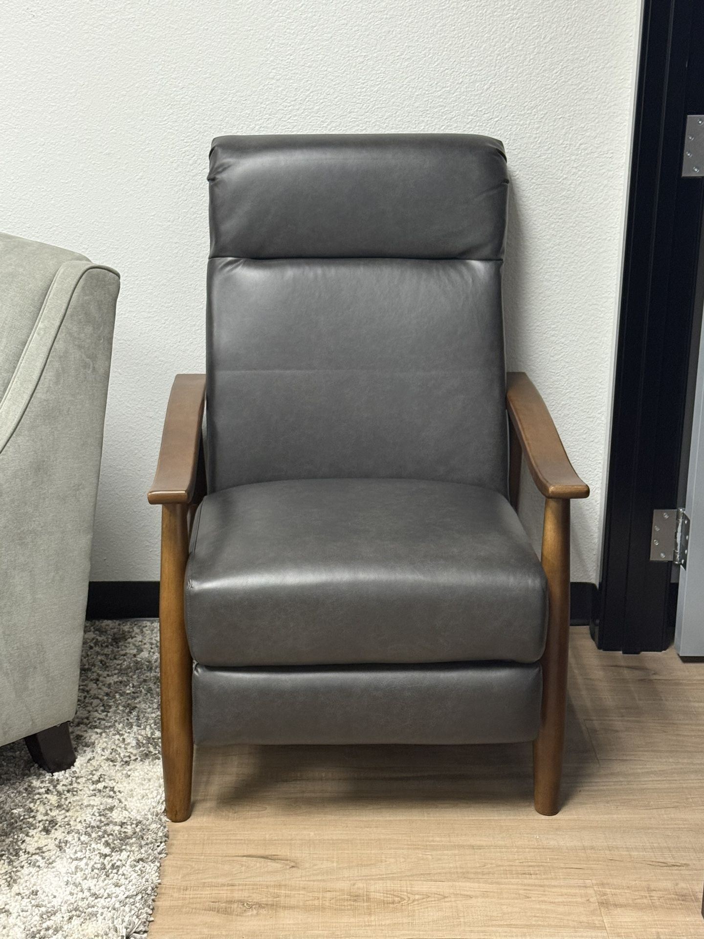 Push Back Recliner