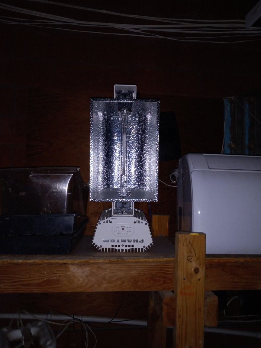 Phantom 1000w Lights