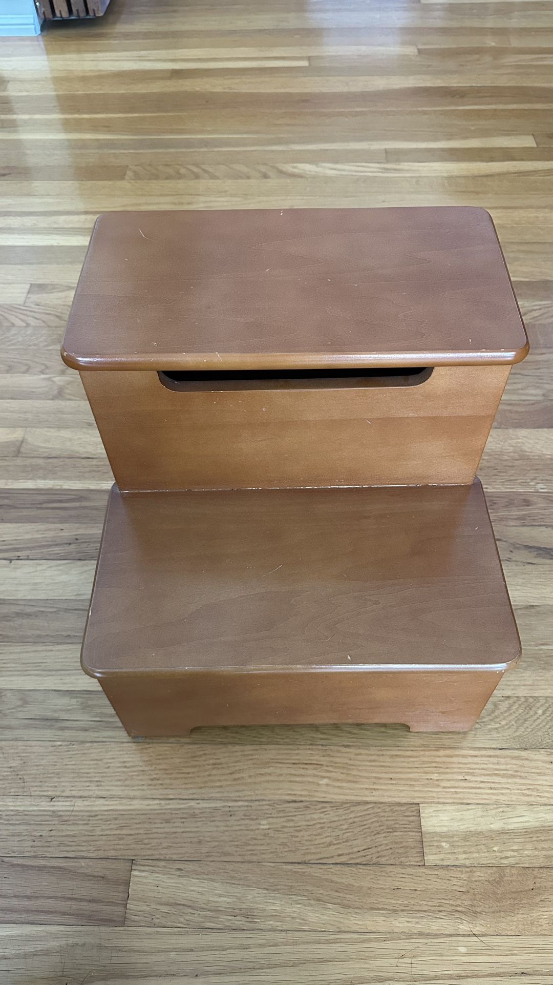 Solid wood step-stool