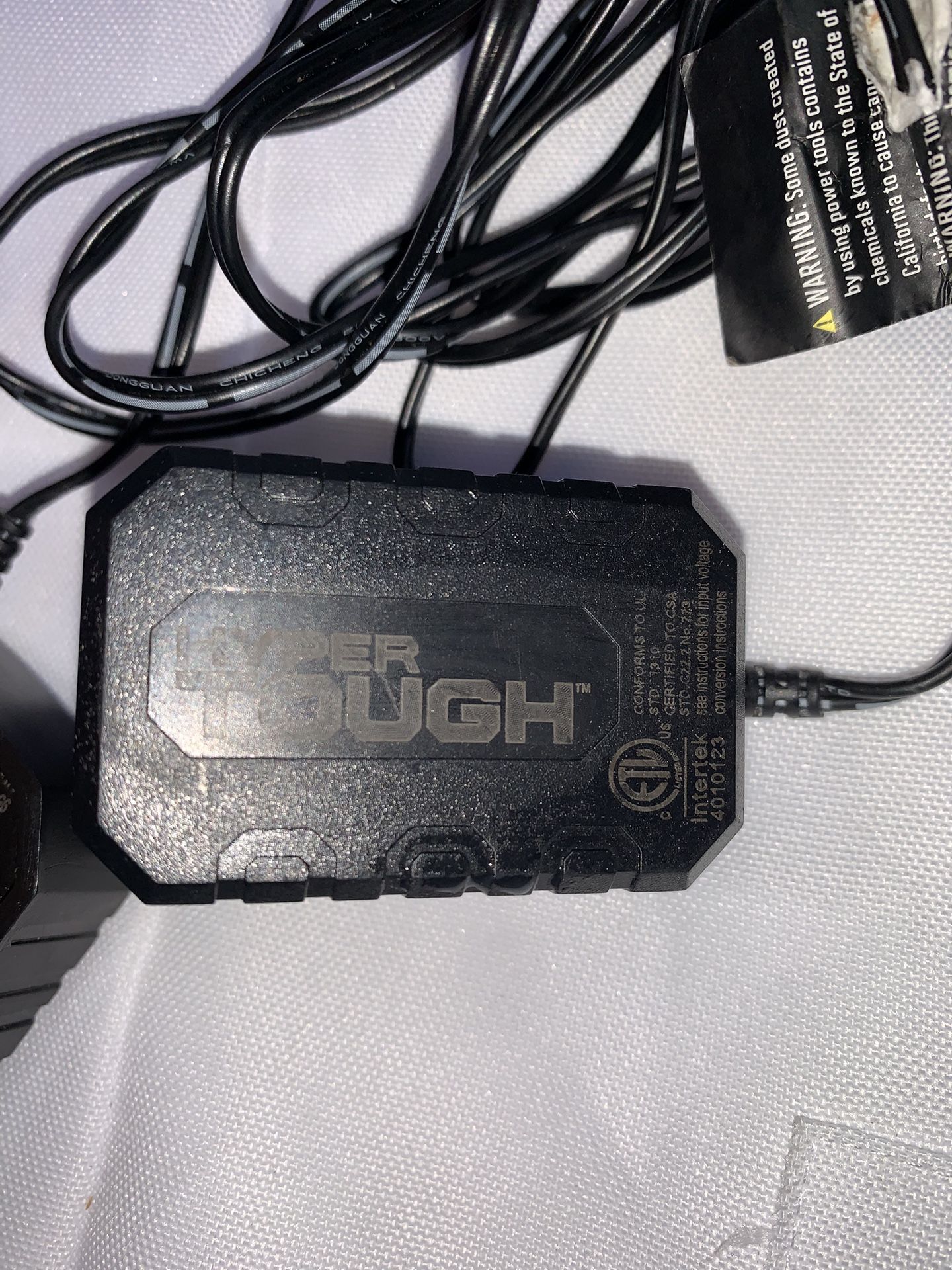 Hyper Battery Charger