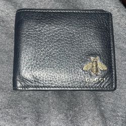 Gucci wallet 
