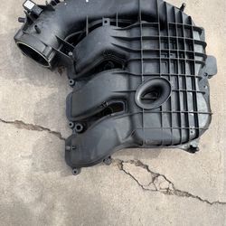 Dodge Chrysler intake lower manifold
