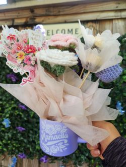 Flores eternas acrochet especial para este 10 de mayo 🤗