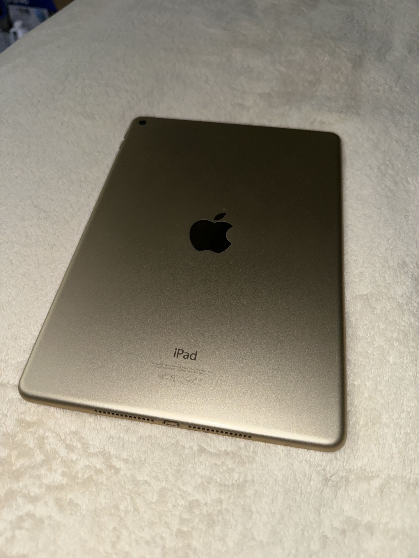 GOLD IPAD AIR 2 16G