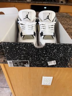 Jordan 4 Military Black