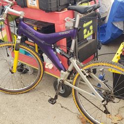 90s trek mountain bike