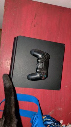 Ps4 I Think It's A Slim