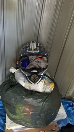 Motorcycle Dirtbike Helmet And Goggles