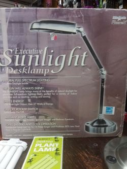 Executive Sunlight Desklamp 1xtra plant Lamp $45