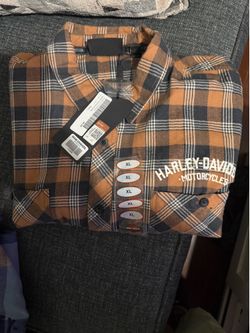Men’s flannel shirt