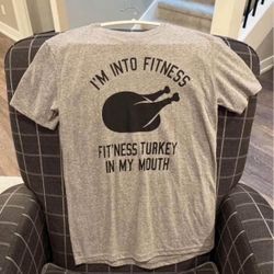 Unisex Size M Thanksgiving themed t-shirt, NEW