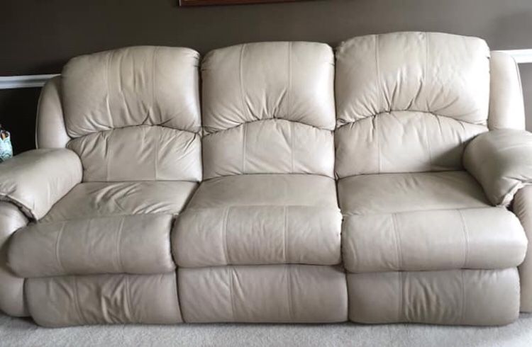 Leather couch , 2 recline