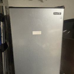 Mini Magic Chef Fridge 