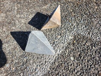 Pyramid Anchors
